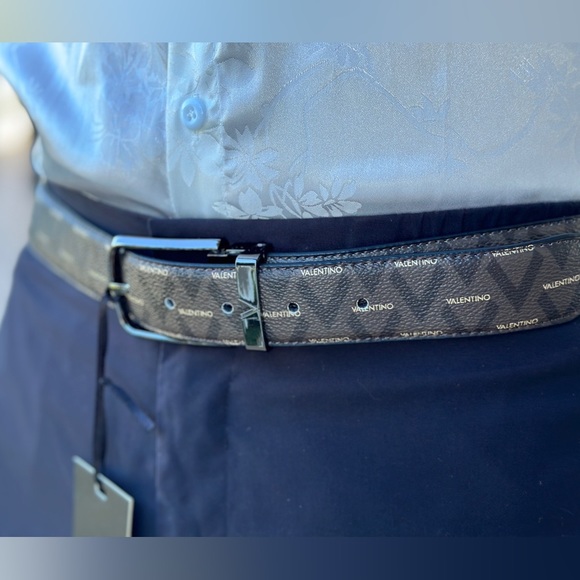 AUTHENTIC VALENTINO BRAND NEW BELT - Picture 7 of 14